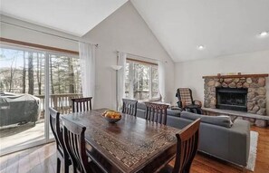 Interior - Lakefront Beauty - Modern Luxe (Shohola)