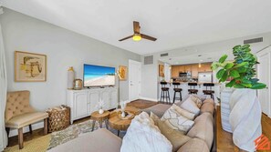 TV - The Grand in SanDestin Resort Luxury 1BR Condo (Miramar Beach)