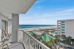 Property grounds - Islander Resort Okaloosa IsIand Beach Condo (Fort Walton Beach)