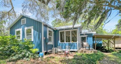 Waterfront Guest Studio Bungalow Cottage Retreat