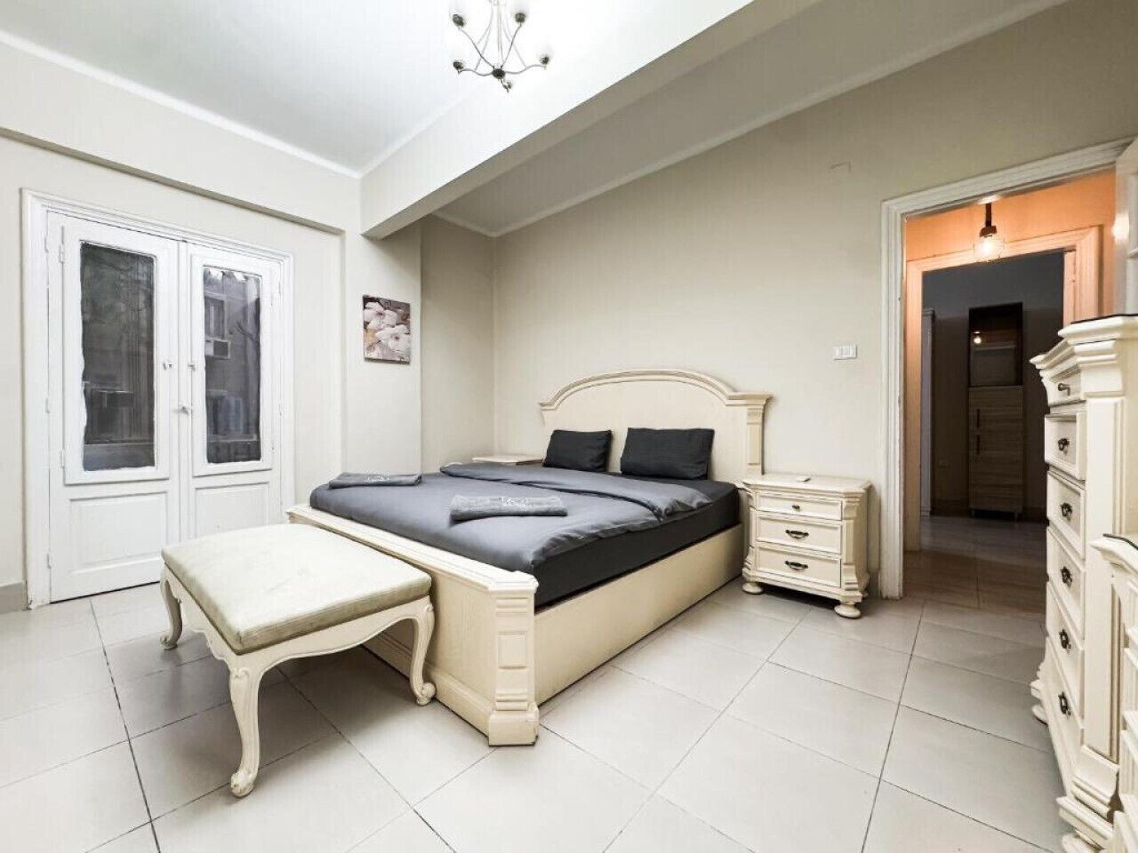 2 chambres, fer et planche à repasser, Wi-Fi, draps fournis