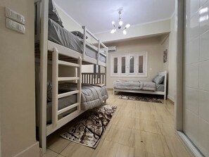 2 bedrooms, WiFi, bed sheets