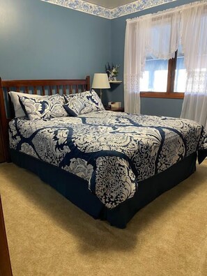 Family Suite | Iron/ironing board, free WiFi, bed sheets