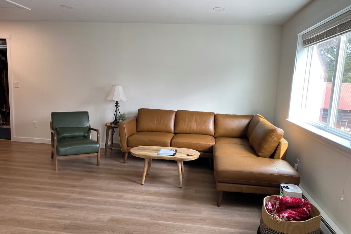 Suite | Living area | Smart TV, Netflix, streaming services