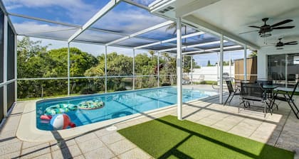 Sunrise Family Haven: Private Pool & Scenic Vistas