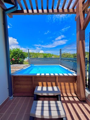 Bañera de hidromasaje exterior