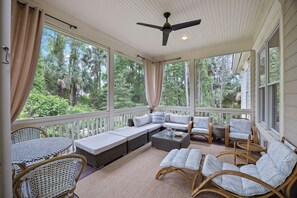 TV, ping pong - Coastal Relaxation on Kiawah- Lowcountry 4BD (Kiawah Island)