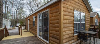 Story-time Stay at Our Rupert Cottage!