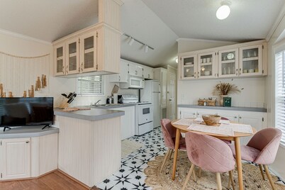 Visit 100 Aker Woods and Stay at Winnie Cottage!