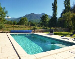 Pool - Maison en Pierre 4 Faces, Esprit Chalet Avec Wifi et Jardin Privatif (FUILLA)