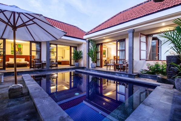 Pool - Sanur Beach Villa 3 b/room private pool (Bali)