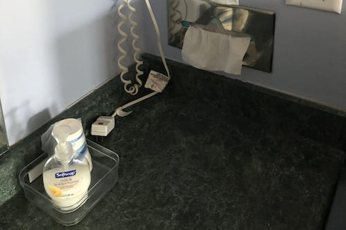 标准房, 2 张双人床 | 客房服务设施