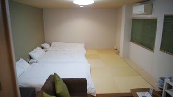 1 bedroom, desk, free WiFi, bed sheets