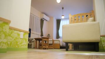 1 bedroom, desk, iron/ironing board, free WiFi