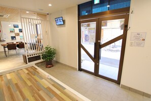 Interior - Concept triple 1 bunk bed1 single bedseparate b - Room 205 / Osaka Ōsaka (Osaka)