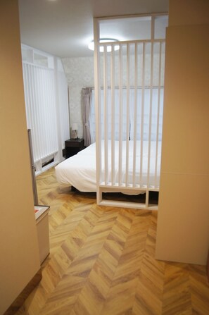 1 chambre, bureau, Wi-Fi gratuit, draps fournis