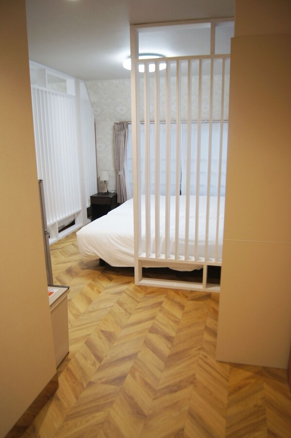 1 slaapkamer, een bureau, gratis wifi, beddengoed