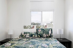 2 dormitorios, tabla de planchar con plancha, wifi y ropa de cama