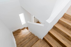 Interior - Takana - Chic Guest House in Heart of CBD / 2B2B (Adelaide)