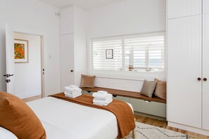 2 室のベッドルーム、アイロン / アイロン台、WiFi、ベッドシーツ