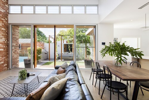 Norwood Haven- Pool + Pet Friendly + Free WiFi
