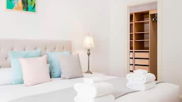 4 bedrooms, WiFi, bed sheets
