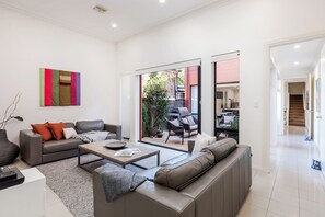 Fernseher, DVD-Player