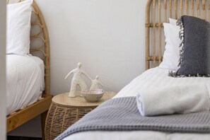 3 bedrooms, iron/ironing board, WiFi