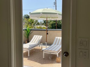 Interior - Surf Shack - 5min to beach, 12min to Legoland! (Encinitas)