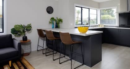 Mt Maunganui White House