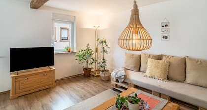 Holiday Home 'Pfälzerwald Idyll' with Private Terrace, Private Garden and Wi-Fi