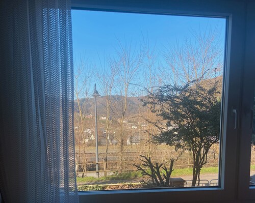 Ferienwohnung VILLA BULLA-Ÿ mit Privatterrasse, Gemeinschaftsgarten und WLAN