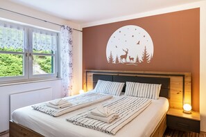 1 chambre, fer et planche à repasser, Wi-Fi gratuit, draps fournis