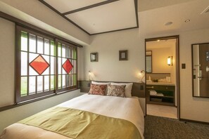 Down duvets, in-room safe, desk, laptop workspace - HOTEL ARU KYOTO (Kyoto)