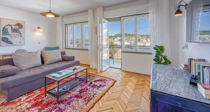 Enolabee Harbour View Apartment, Mali Lošinj, Croatia