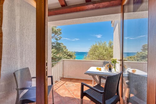 Valdarke Sea View Apartment /w Balcony, Mali Lošinj, Croatia