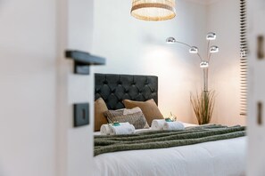 2 chambres, fer et planche à repasser, lit parapluie, Wi-Fi