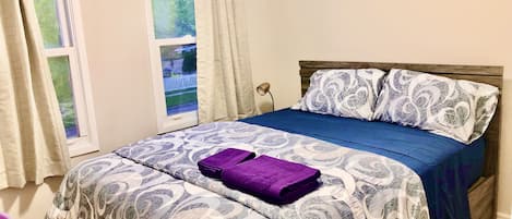 Comfort Single Room | Desk, laptop workspace, free WiFi, bed sheets