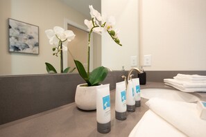 House, Multiple Bedrooms | Bathroom
