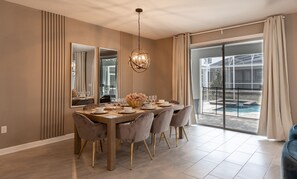 House, Multiple Bedrooms | In-room dining - 840dsd-the Retreat At Championsgate 7 Bedroom Home by RedAwning (Davenport)