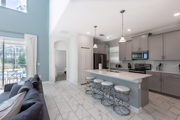 Hus, 5 soverom | Eget kjøkken | Kjøleskap, ovn, kaffetrakter/tekoker og brødrister