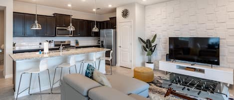 聯排別墅, 5 間臥室 | 起居區