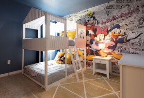 House, 5 Bedrooms