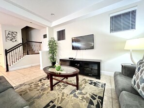 Stadtwohnung, 4 Schlafzimmer | Wohnbereich