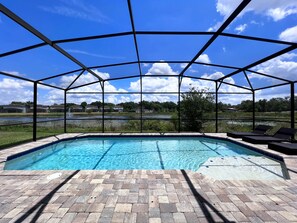 House, 5 Bedrooms | Pool