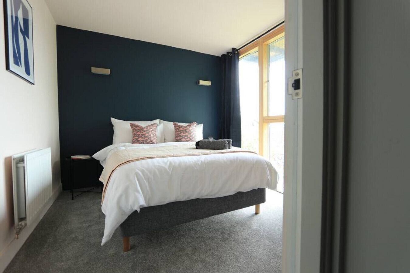 4 bedrooms, desk, iron/ironing board, travel crib