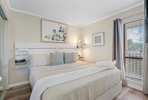 1 chambre, bureau, fer et planche à repasser, Wi-Fi gratuit