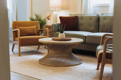 Lamont 1 2bed Pet-Friendly Apt