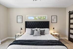 6 sovrum, skrivbord, resesäng och gratis wi-fi