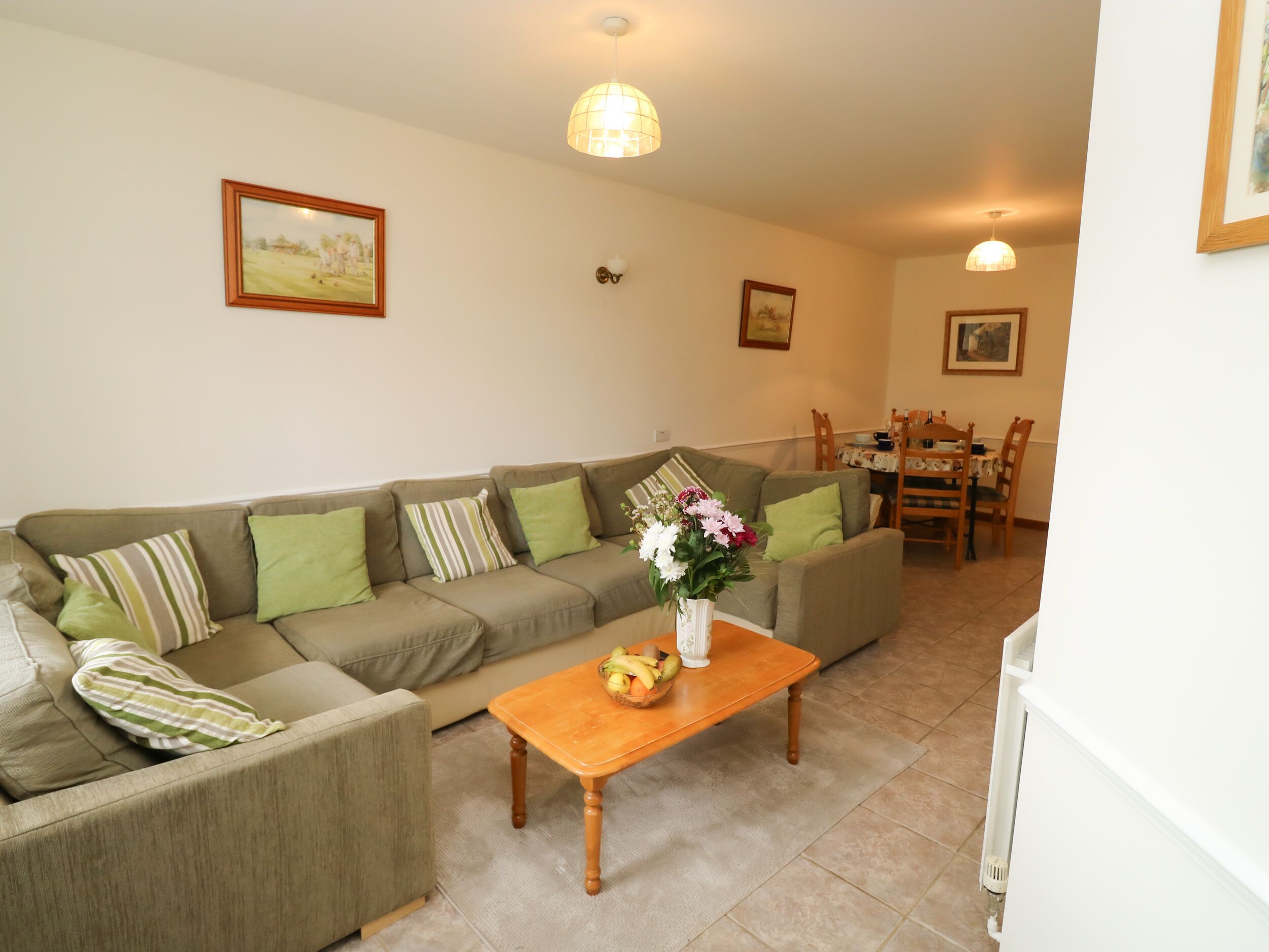 Cottage | Living area